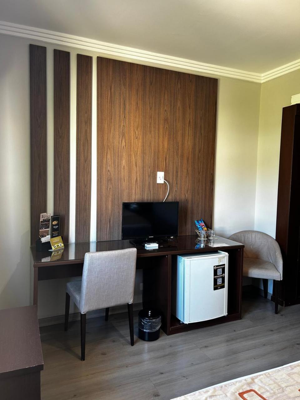 Class Hotel Guaxupé Екстериор снимка